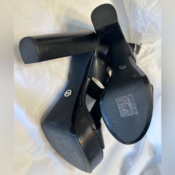 Michael Kors Black Leather Women's Platform Heels - Picture 7 of 8